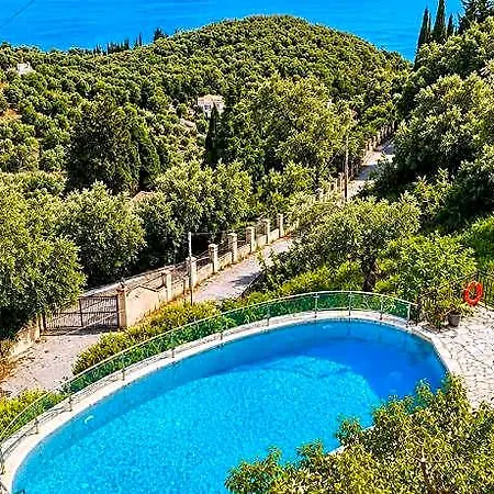 Elissavet - Kalami Bay