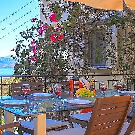 Elissavet - Kalami Bay