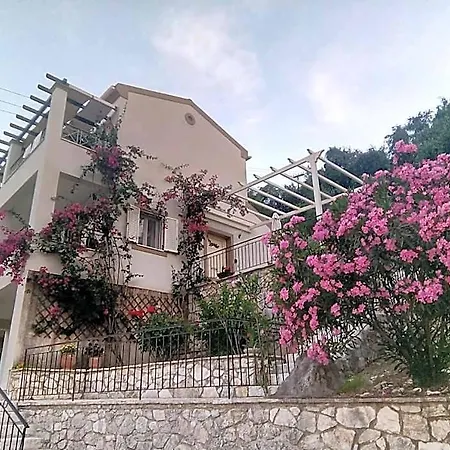 Elissavet - Kalami Bay Hotel