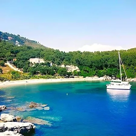 Elissavet - Kalami Bay 3*
